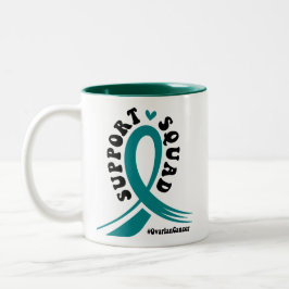 卵巣がんの闘いを支援するティール(緑がかった色) ツートーンマグカップ