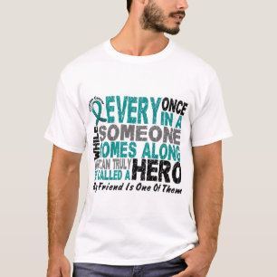 卵巣癌の英雄によっては友人が現れります Tシャツ