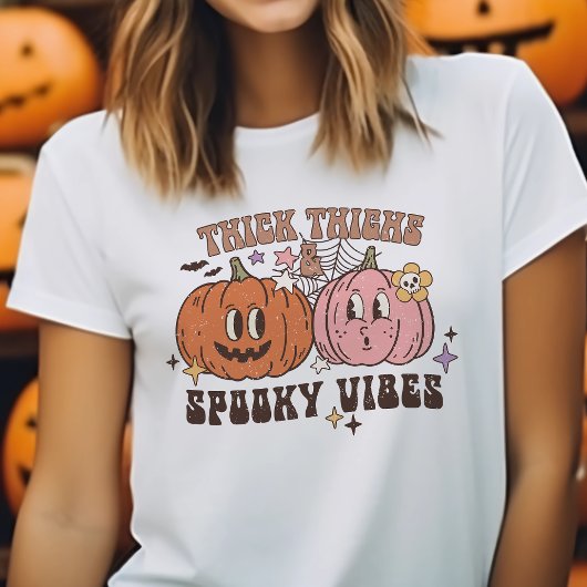 厚い太ももと不気味な雰囲気のレトロハロウィン トライブレンドＴシャツ