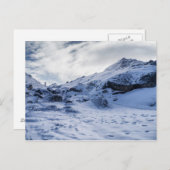 厚い山の雪の中のローントレッカー（ヒマラヤ） ポストカード (正面/裏面)