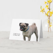 原因の誕生日カードのフォーカスによるPUG カード (黄色い花)