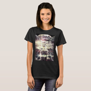 原爆女性の黒いTシャツ Tシャツ