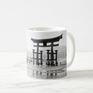 厳島神社大鳥居：日本 コーヒーマグカップ