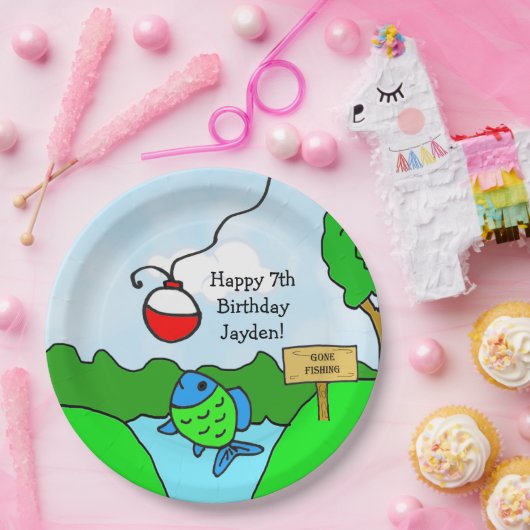 去った魚釣り少年の誕生日パーティー ペーパープレート (パーティー)