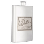 参加または死ぬラトルズナケ:漫画ベンジャミンフランクリン フラスク (右)