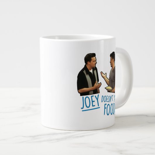 友だち™ |ジョーイは共有食べない! ジャンボコーヒーマグカップ (正面右)