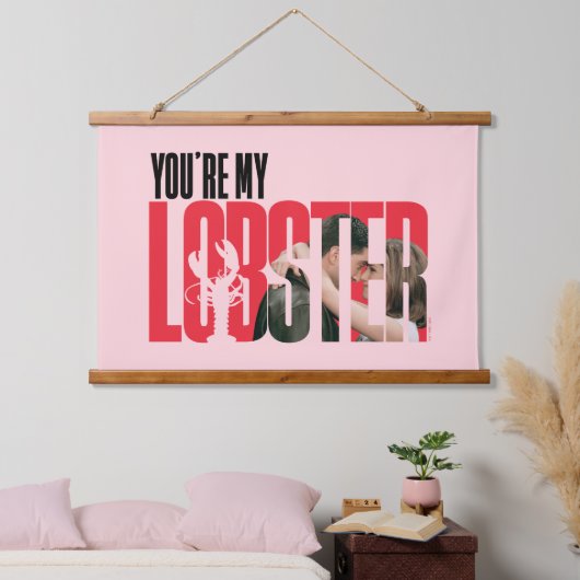 友だち™ | レイチェル&ロス – あなたはマイロブスター 吊り下げ型タペストリー (寝室)