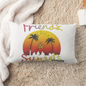 友と日の入り ランバークッション (ブランケット)