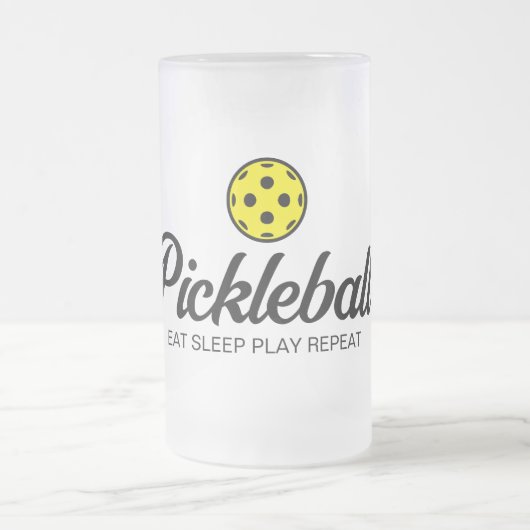 友人のためのピクルボール愛好家ガラスビアスタインのギフト フロストグラスビールジョッキ (中央)
