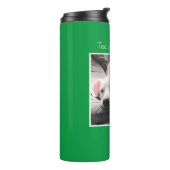 友人の隣で休んでいる疲れた犬の最高の写真 タンブラー (回転左)