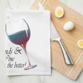 友人はより古いワインを飲み、よりよいワインの芸術 キッチンタオル (四つ折り)