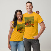 友人は飲まれるリスドライブを許可しません Tシャツ (ユニセックス)