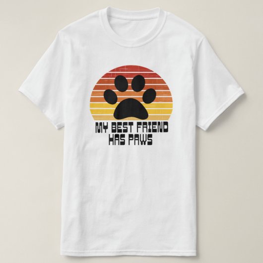 友人はTシャツの前足を持っている Tシャツ (デザイン正面)
