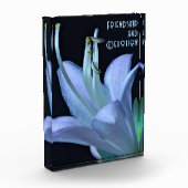 友情パーソナライズされた紫色の花がクローズアップ フォトブロック (左)