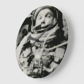 友情7の歴史的な飛行のジョン・ハーシェル・グレン ラージ壁時計 (傾斜)