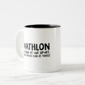 友素晴らし人や家族へのトライアスロンの贈り物 ツートーンマグカップ (正面左)