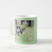 友達が一瞬ずつ明るくする – Cat Mug コーヒーマグカップ (正面左)