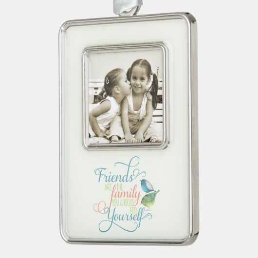 友達は家族を選択タイポグラフィ シルバープレートフレームオーナメント (左)