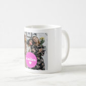 友達カスタムのレトロなタイポグラフィピンク コーヒーマグカップ (正面右)