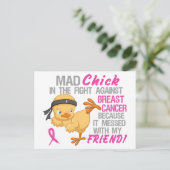 友達３人の乳がんに怒れるチキン ポストカード (スタンド正面)