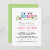 双のフクロウが花の枝に座る男の子と女の子のベビーシャワー 招待状 (正面/裏面)