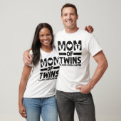 双子おもしろいの女性の母クラシックはOverachiever Mom Tシャツ (ユニセックス)