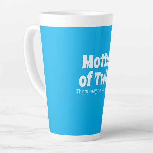 双子おもしろいの母ブライトブルー カフェラテマグ (左アングル)