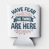 双子がここに双子の兄弟姉妹 缶クーラー (裏面)