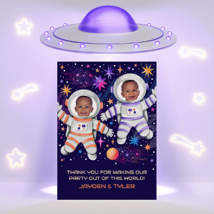双子が太陽のまわりに宇宙飛行士の写真を最初に旅 サンキューカード