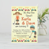 双子のゴルファー ゴルフ 誕生日パーティー招待状 招待状 (スタンド正面)