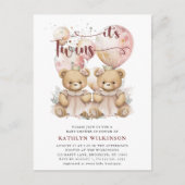 双子のピンク風船 テディベア 赤ちゃんのお披露目パーティー インビテーションポストカード (正面)