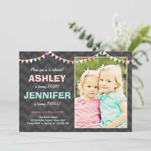 双子の共同誕生日パーティーの招待ツインズデュアル 招待状 (スタンド正面)