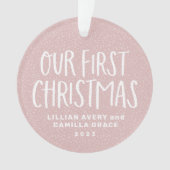 双子の初めてのクリスマスかわいいピンクパーソナライズされたの写真 オーナメント (正面)