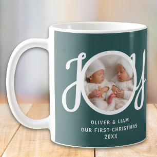 双子の初めてのクリスマスフォトグリーン記念品 コーヒーマグカップ