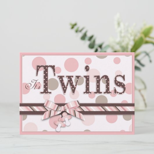 双子の女の子のピンクのタウペドットのベビーシャワー 招待状 (スタンド正面)