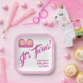 双子の女の子の赤ちゃんシャワーパーティーピンク。 ペーパープレート (パーティー)