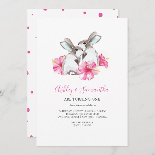 双子の女の子の1歳誕生日ピンクの森の招待状 招待状 (正面/裏面)