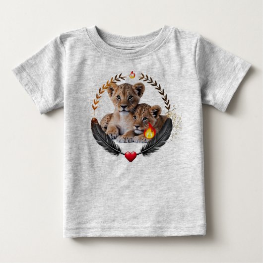 双子の子ライオン かわいいベビーTシャツ ベビーTシャツ (正面)