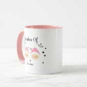 双子の少女のおばあちゃんが誕生 | ピンクと白 マグカップ (正面左)