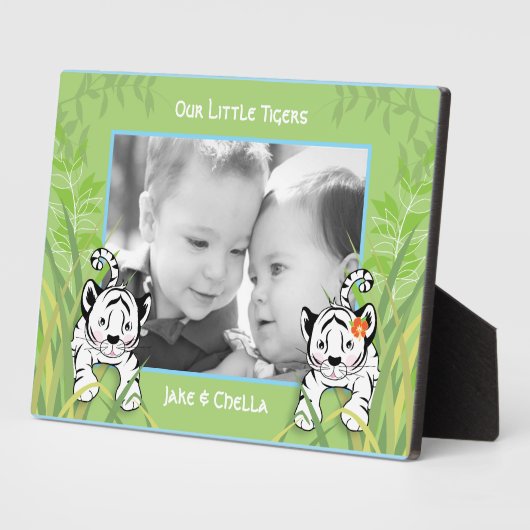 双子の少年と女の子の虎の写真プラーク フォトプラーク (側面)