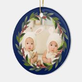 双子の最初のクリスマスの水彩画のリースの写真 青 セラミックオーナメント (左)
