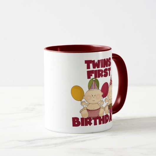 双子の最初の誕生日 – 男の子のTシャツとプレゼント マグカップ (正面右)