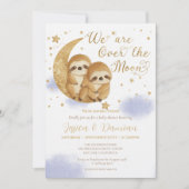 双子の月の上をスロー金ゴールド青い赤ちゃんシャワー 招待状 (正面)