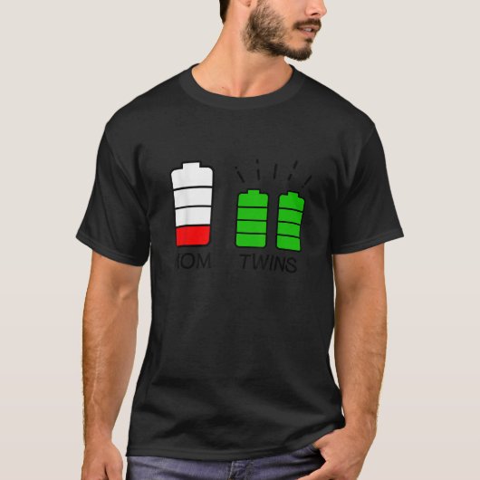 双子の母の低バッテリー疲れた母の双子 Tシャツ (正面)