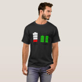 双子の母の低バッテリー疲れた母の双子 Tシャツ (正面フル)