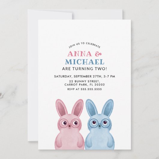 双子の誕生日と青とピンクのウサギ 招待状 (正面)