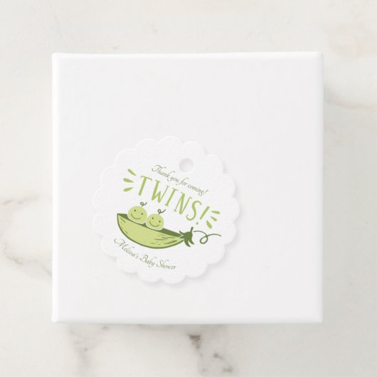 双子の赤ん坊がポッドに2つのエンドウ豆をシャワー フェイバータグ (インサイチュ)