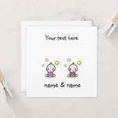 双子の赤ん坊の女の子の名前を祝う カード (正面/裏面インサイチュ)