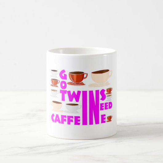 双子を持つ親はカフェインが必要 コーヒーマグカップ (中央)