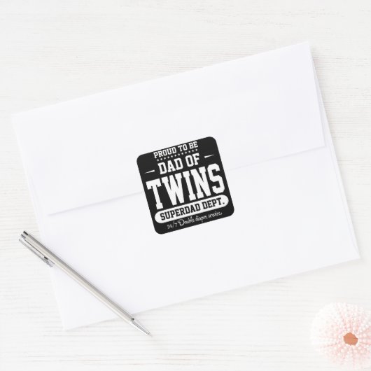 双子誇りを持ったスーパーパパ部のパパ スクエアシール (封筒)